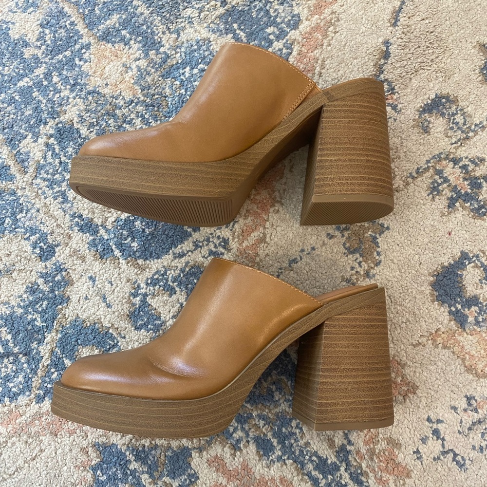 universal Thread Mules